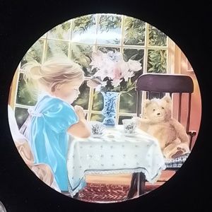 Collectible plate "Sunshine and Smiles" by Jennifer Welty